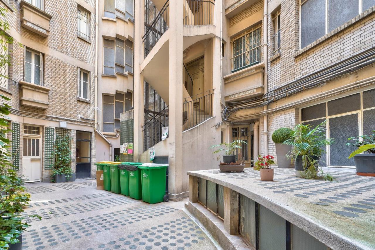 Designed Studio With Ac-Terrasse Vue Tour Eiffel Paris Exterior foto